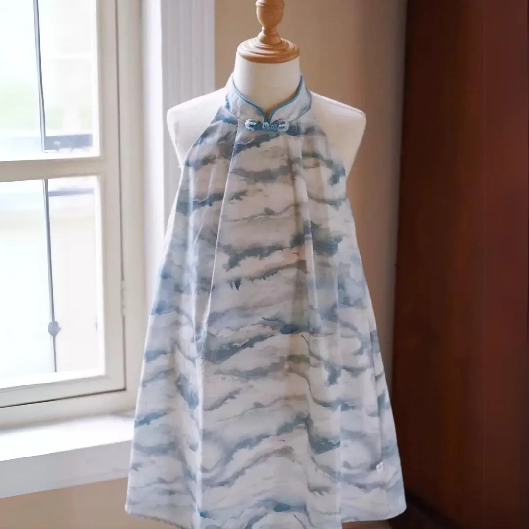 中式水墨晕染挂脖旗袍裙 Chinese Watercolor-Inspired Halter Neck Qipao Dress