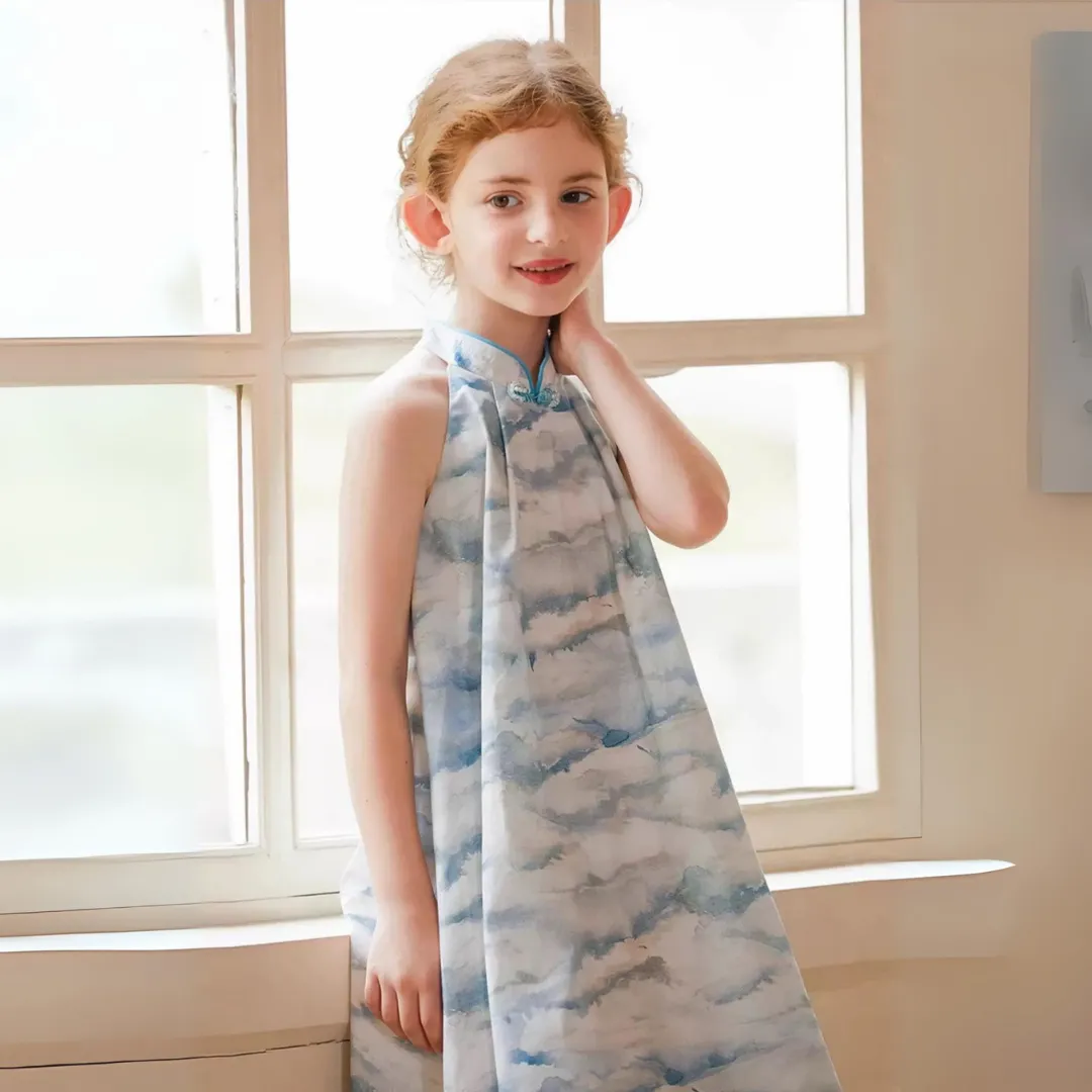 中式水墨晕染挂脖旗袍裙 Chinese Watercolor-Inspired Halter Neck Qipao Dress