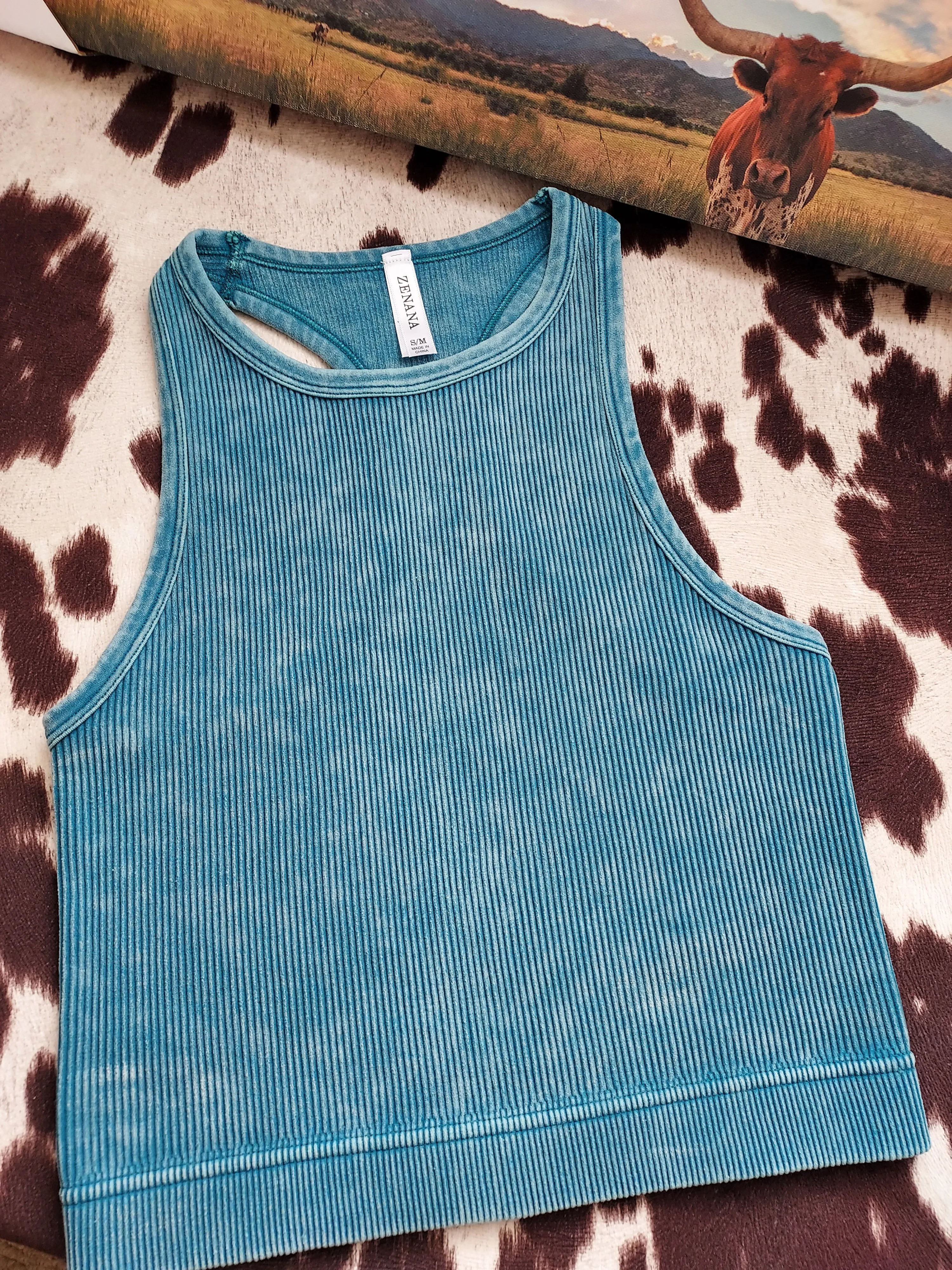 Deep sea high neck tank