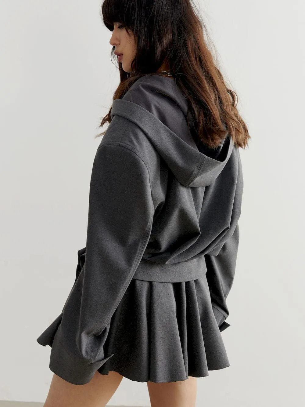 Elevate Hoodie: Stylish Loose Cropped Tops