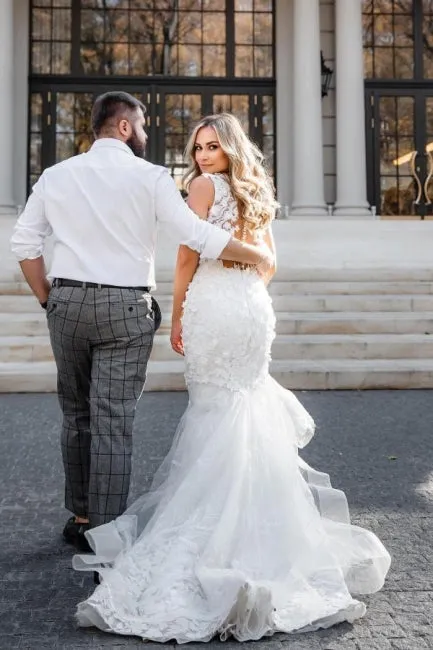 Modern Long Mermaid Sleeveless Appliques Wedding Dresses With Lace