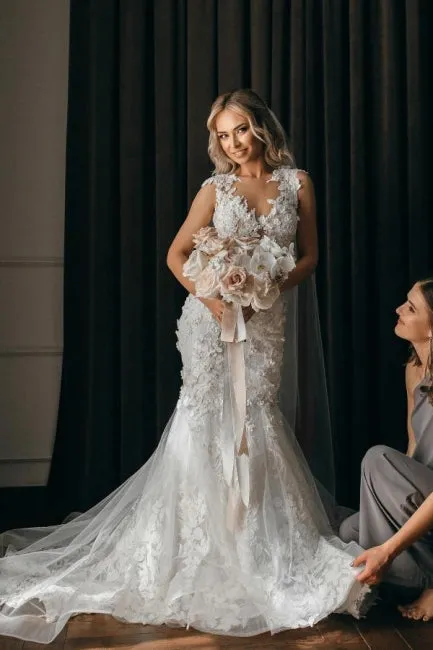 Modern Long Mermaid Sleeveless Appliques Wedding Dresses With Lace