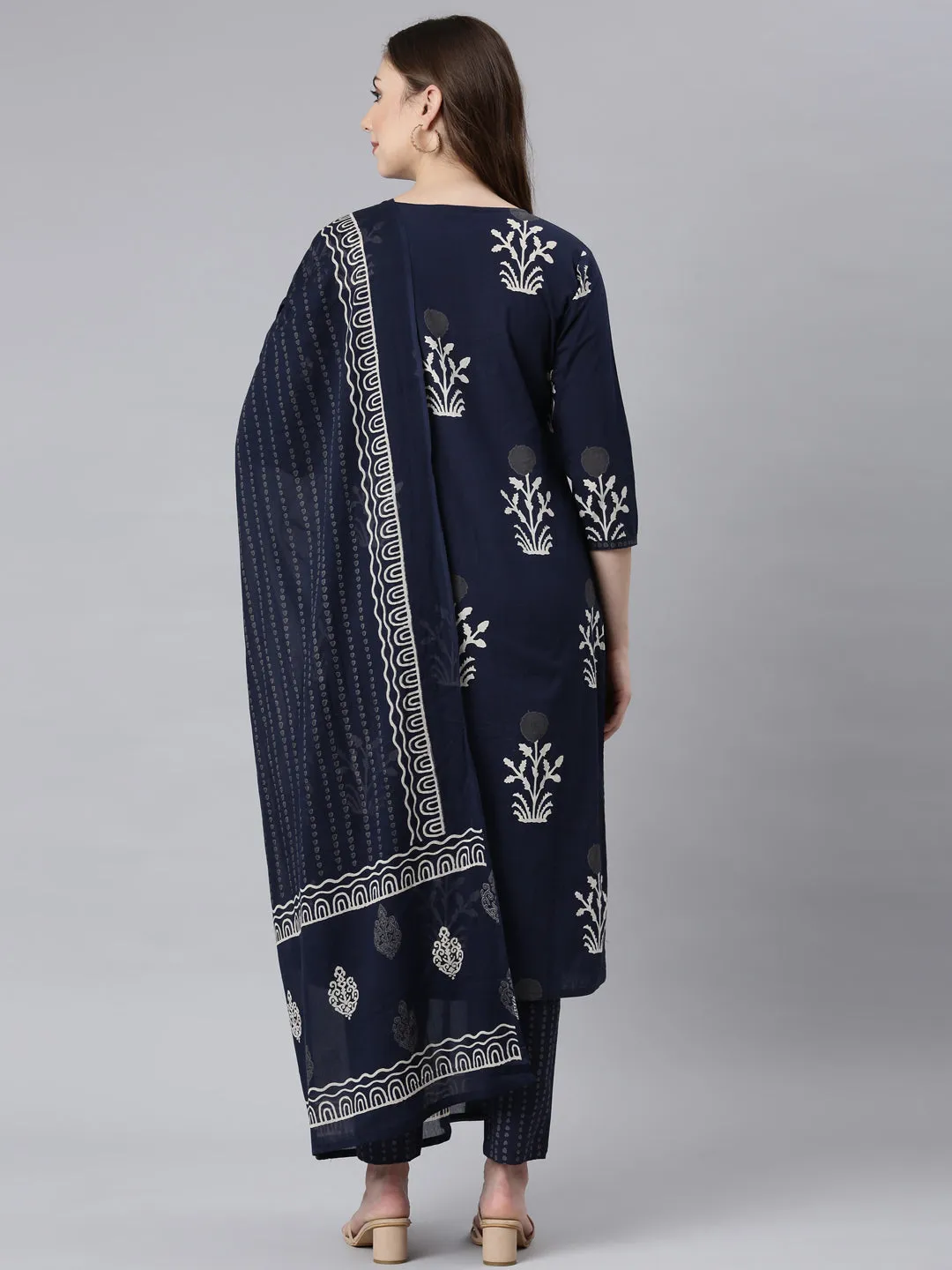 Neerus Navy Blue Panelled Straight Floral Kurta And Trousers With Dupatta