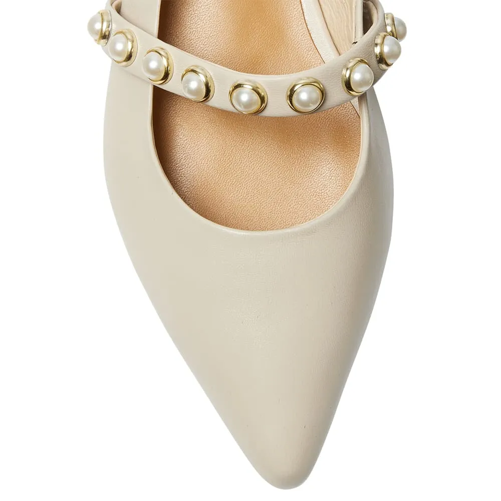 Opal Flat in Ivory Leather