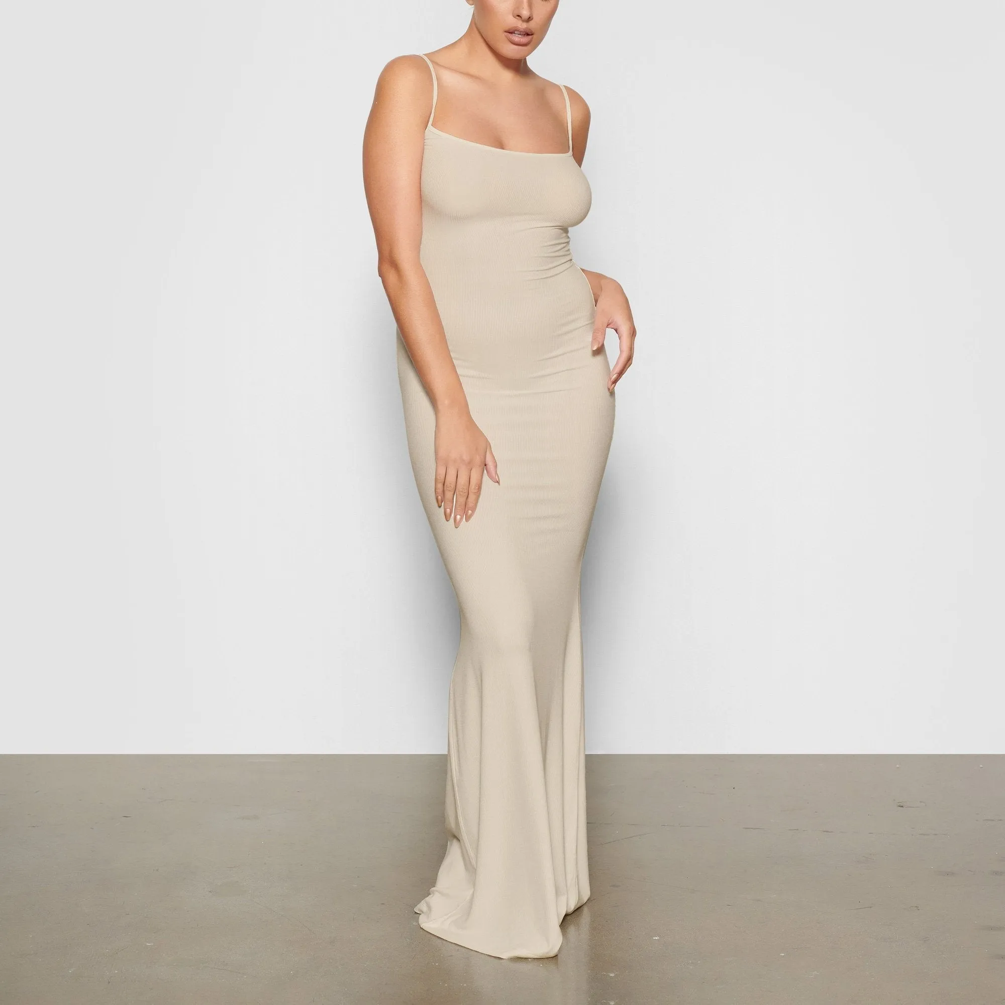 SOFT LOUNGE LONG SLIP DRESS | TAUPE