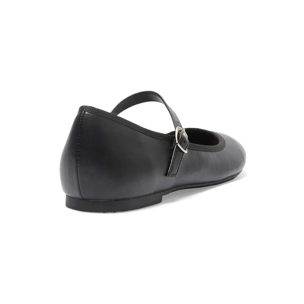 Sweet Flat in Black Smooth